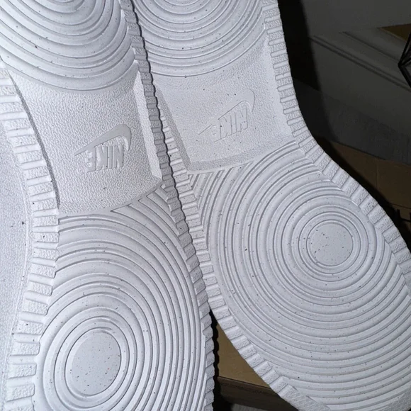 ❤️Nike  Court Vision Low Sneakers - White/Black/White - 8.5Men or Women’s 10 - Picture 8 of 10